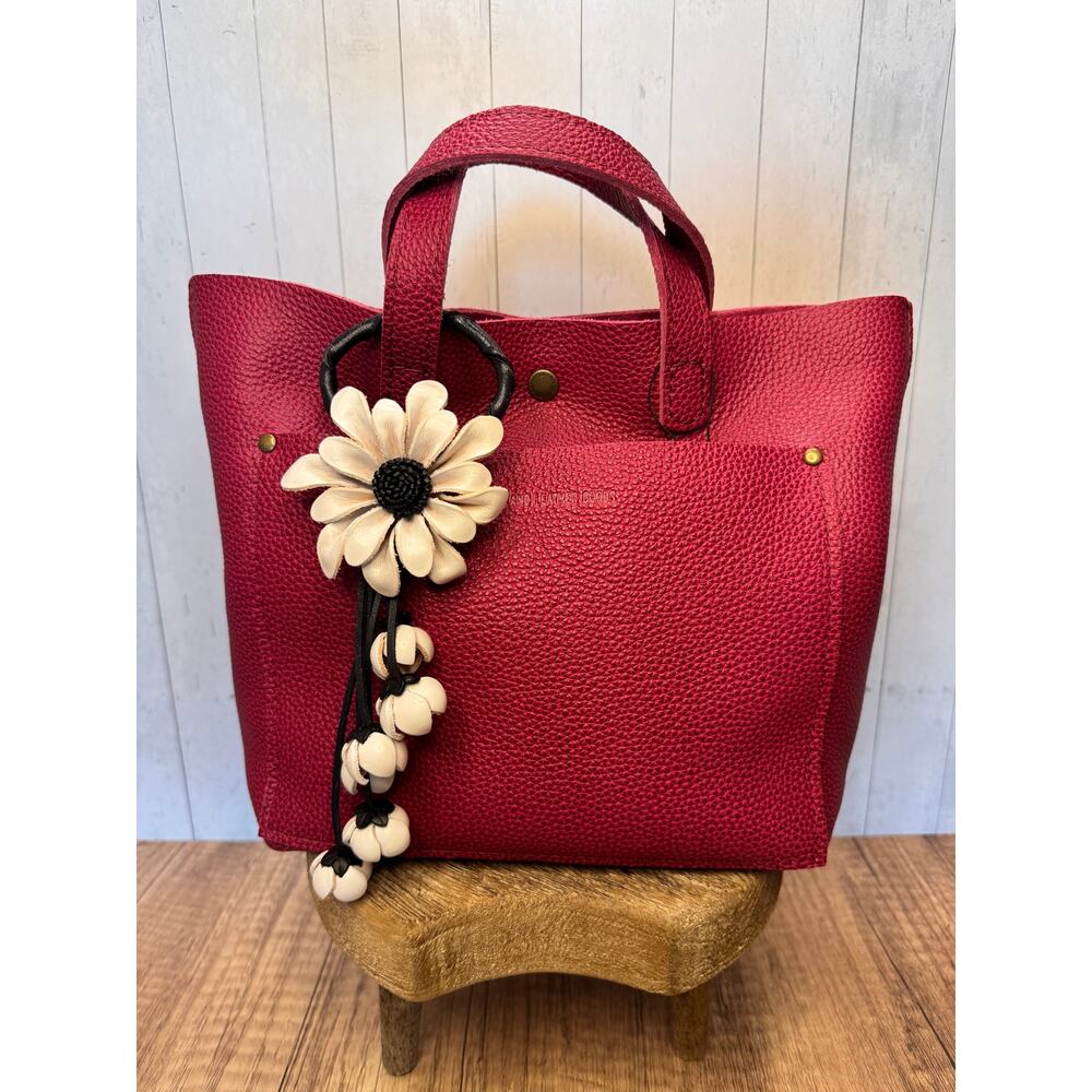 Leather White Daisy Purse Charm Genuine Leather White Dahlia Flower Bag Charm - Picture 5 of 5